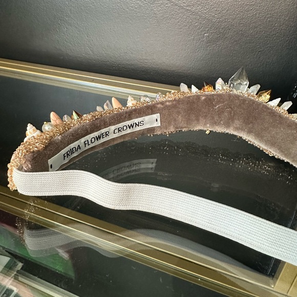 Custom headpiece - mermaid seashell crown - Picture 3 of 7